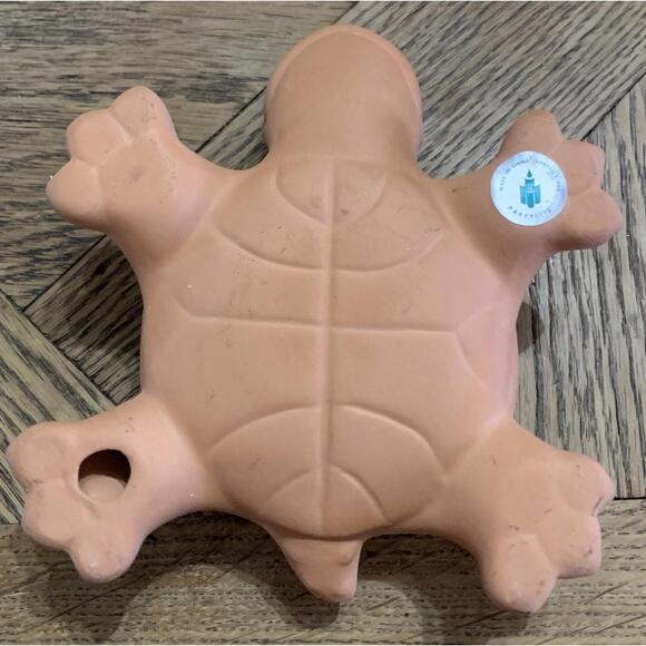 Partylite Turtle Terracotta Tealight Holder - Picture 4 of 5